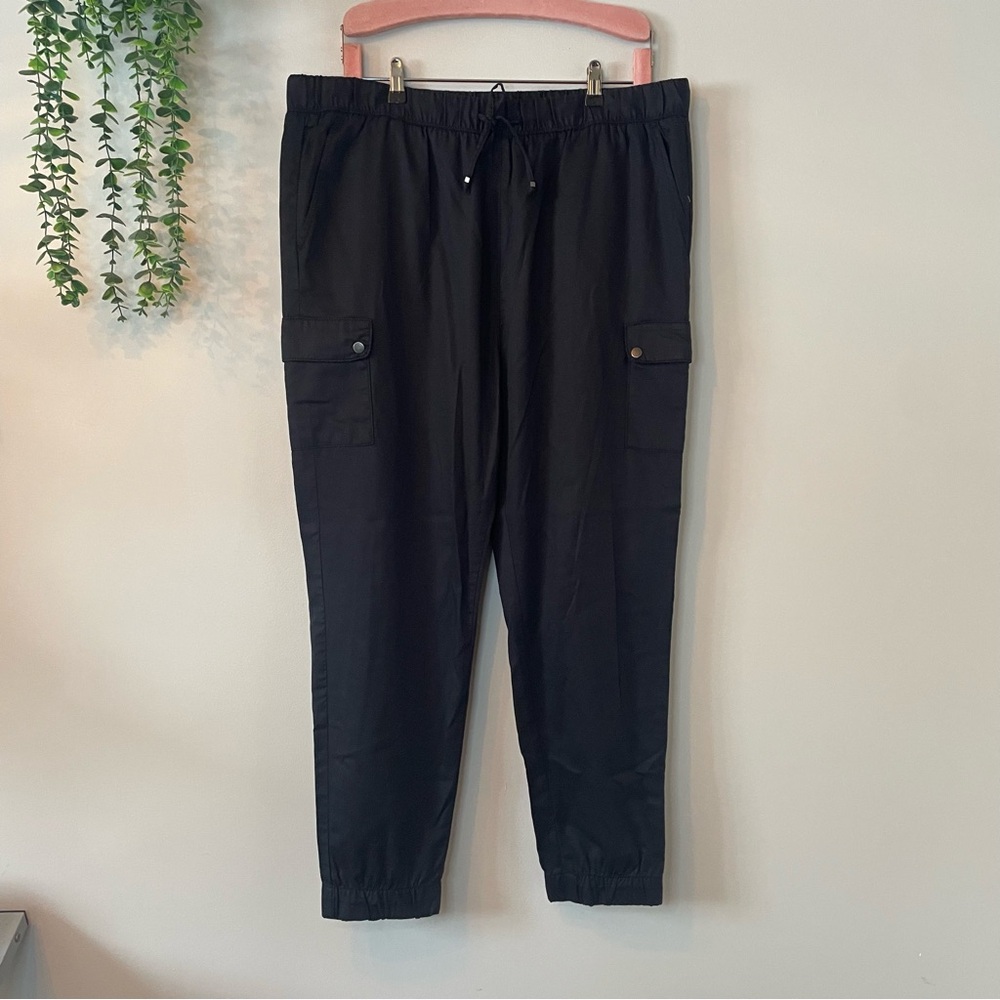 Warehouse Women's Black Cargo Pants
